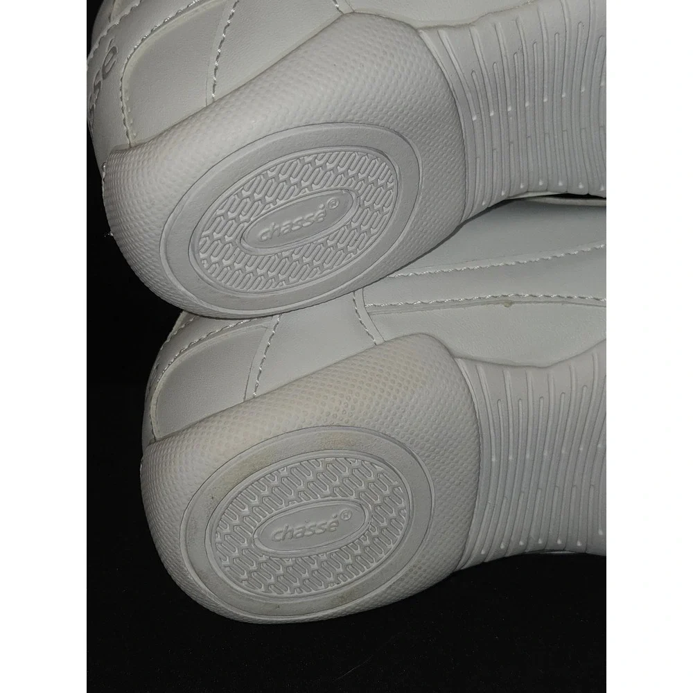Chasse Youth Cheerleading mat Shoes White Sneakers Size 13Y Cheer Practice Dance